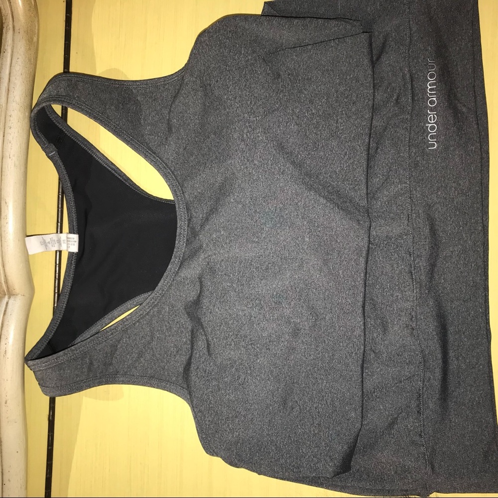Under Armour Top